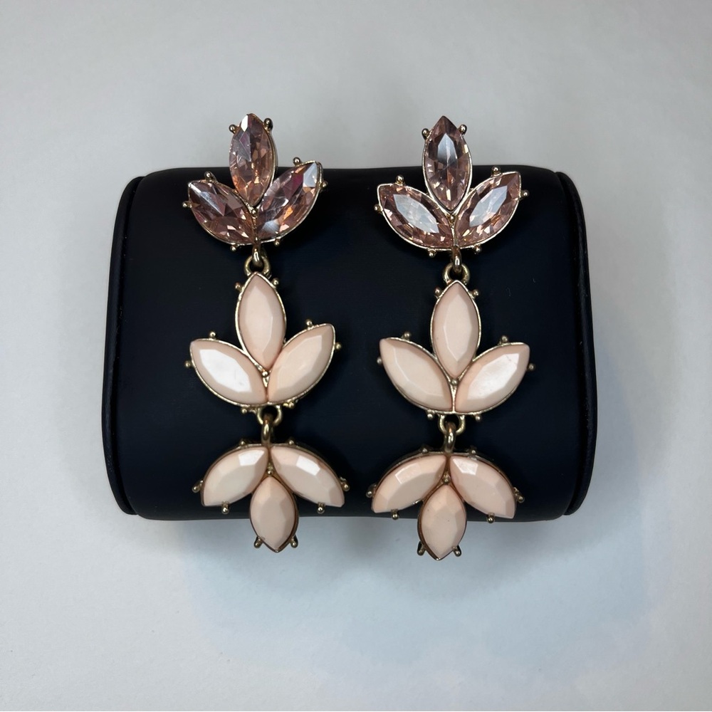 Boutique Pink Marquise Flower Dangle Drop Earrings Gold Fashion Costume Jewelry